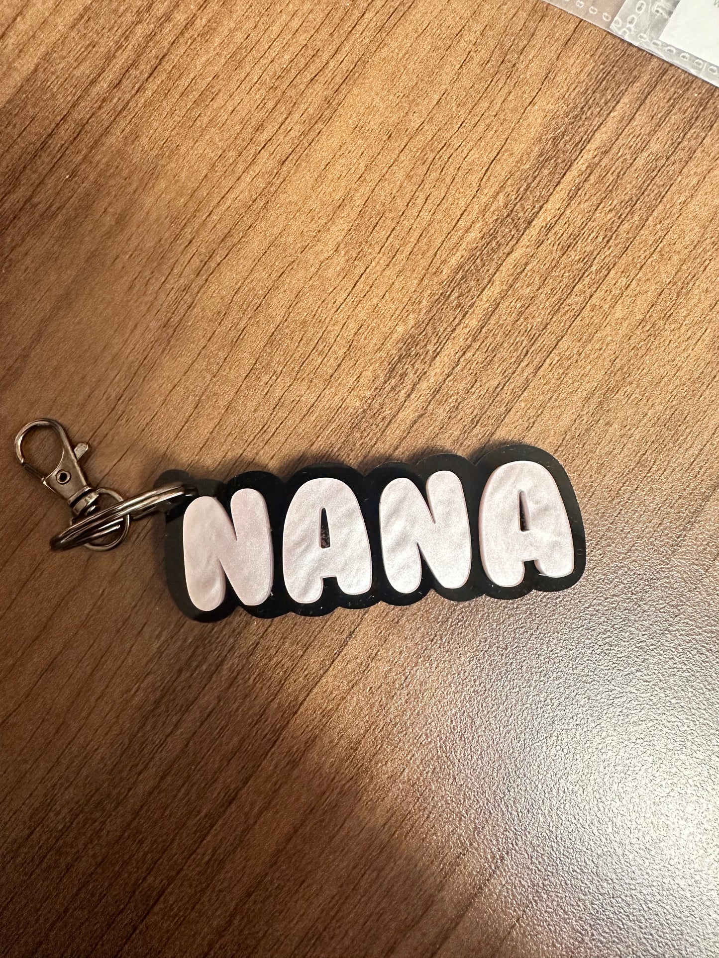 ACRYLIC GIGI, GRANDMA, MEEMAW, NANA KEYCHAIN - GRANDMA GIGI NANA MEEMAW