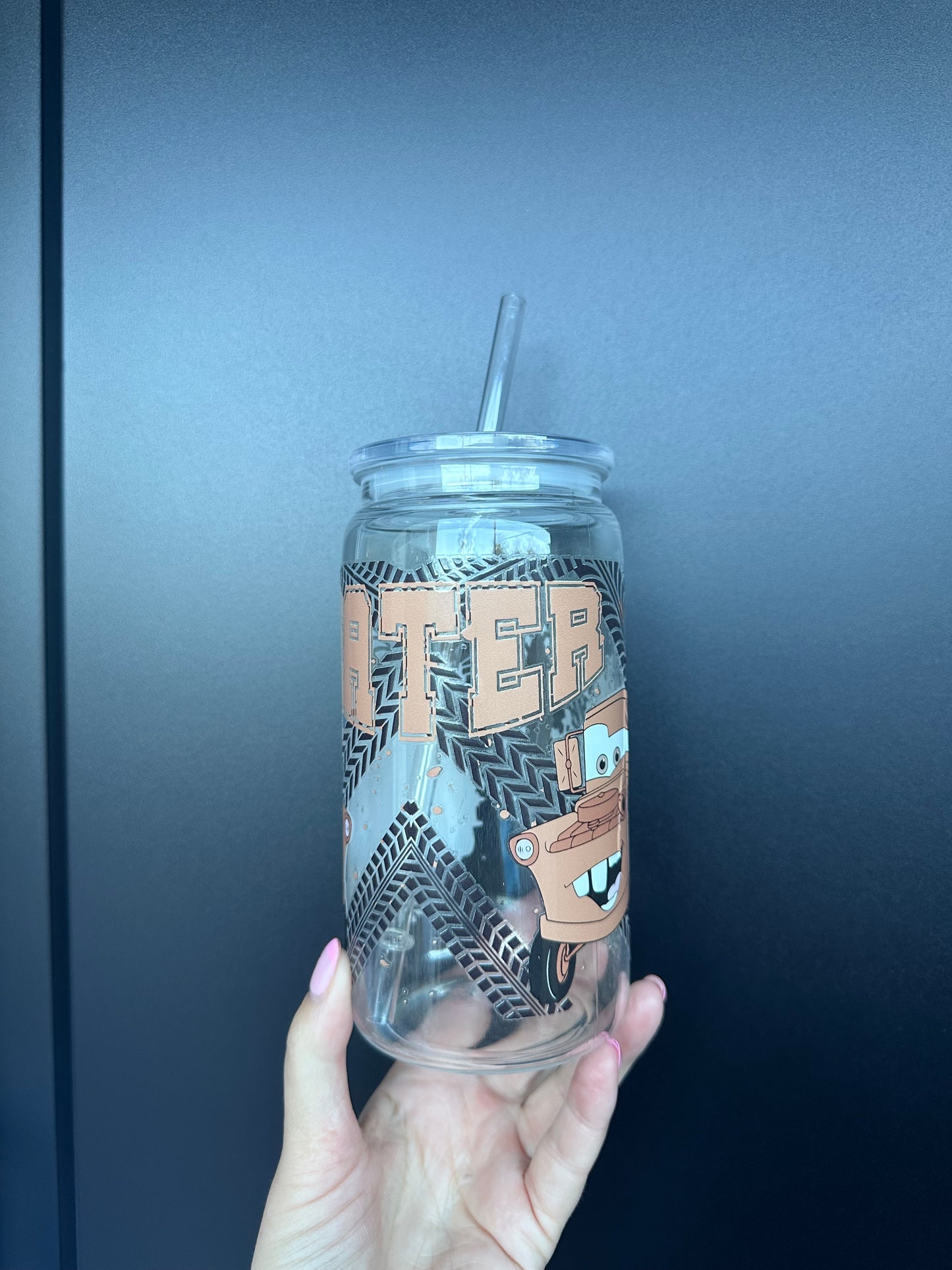 Mater- Plastic Cup w/ Straw UV VINYL